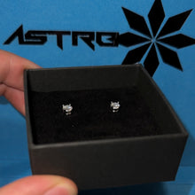 Load image into Gallery viewer, Moissanite Stud Earrings